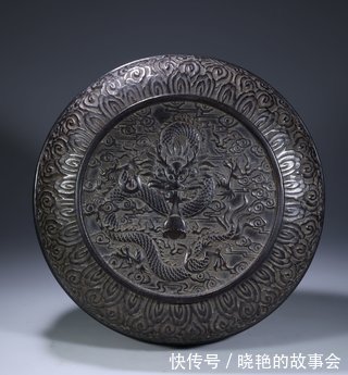 果盒!清代紫檀木雕·祥云龙纹果盒