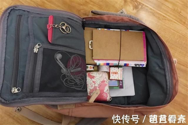 隐私|孩子的书包别乱翻,他们的“精彩世界”,可能会让你哭笑不得