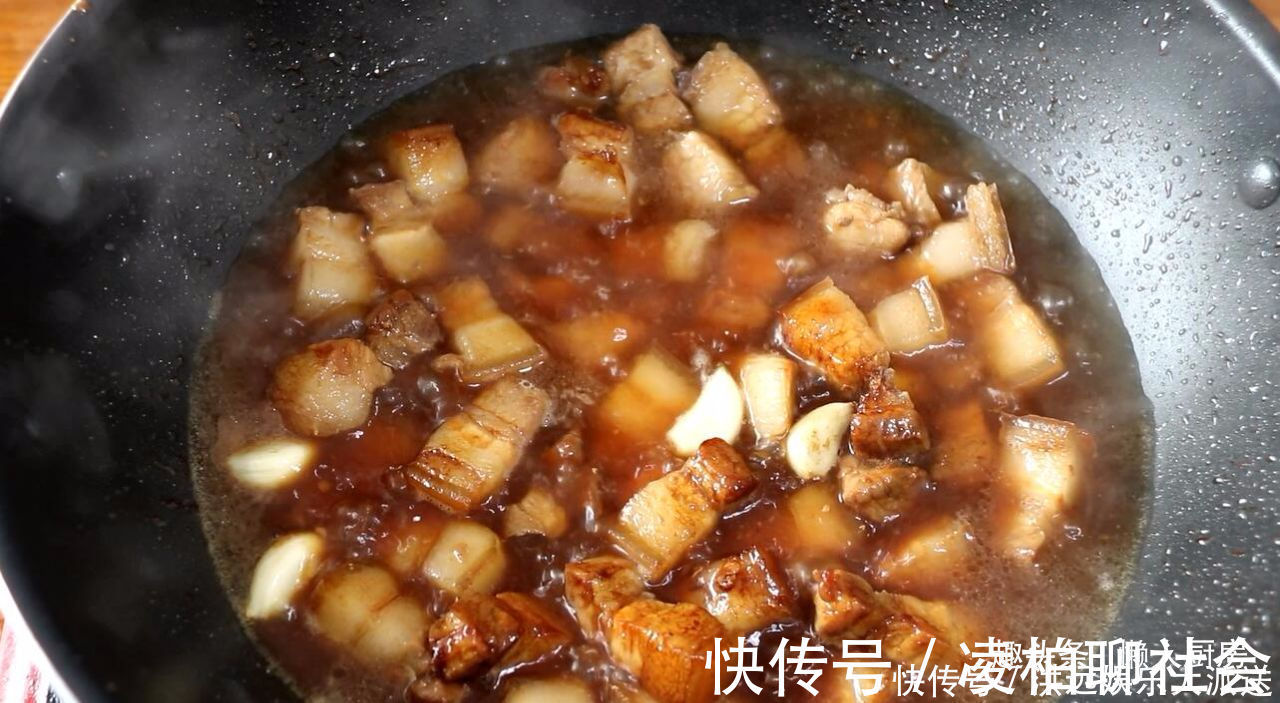 八爪鱼|不用焯水，不用炒糖色，用八爪鱼炖出来的红烧肉，肉香四溢