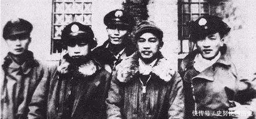 物品|一位大将重回大别山,挖出红军18年前埋的物品,众人看后红了眼眶