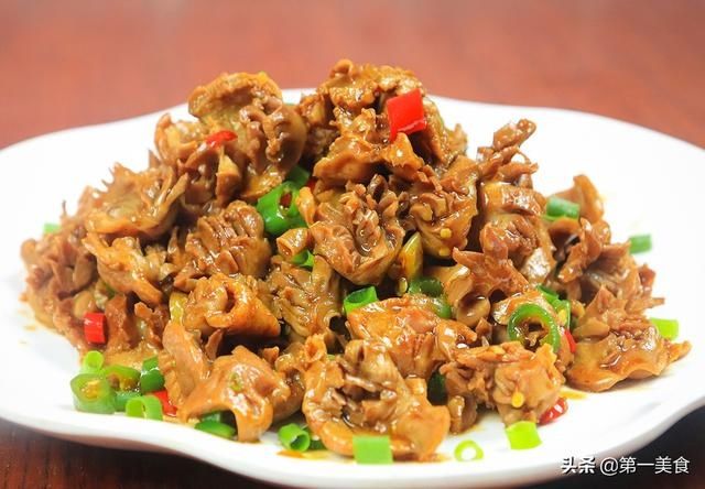 入味|酸辣鸡胗怎么做才脆嫩入味，学会这几个窍门，在家做出饭店的味道