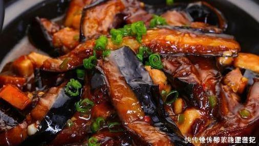 买茄子时,选直的还是弯的老菜农分享经验,以后不要买了