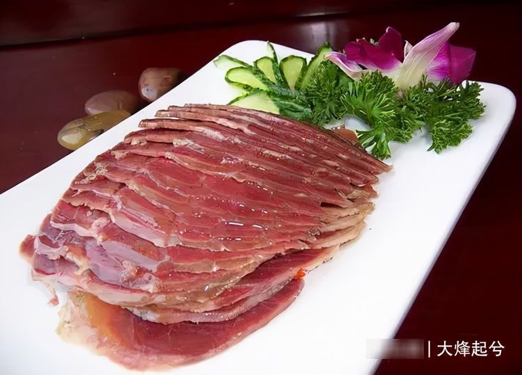 五香牛肉如何卤制入味，厨师大伯手把手教我，只需要以下几步