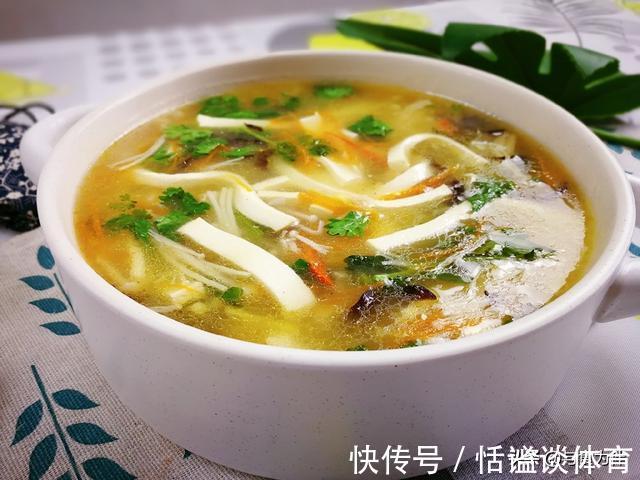 黑木耳|寒露过后,天气乍寒多喝汤,豆腐和这3样食材搭配,从头暖到脚
