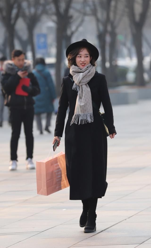 高端大气上档次 女人味十足的裙子搭配,让你气质与时尚并存,笑起来也是美美哒