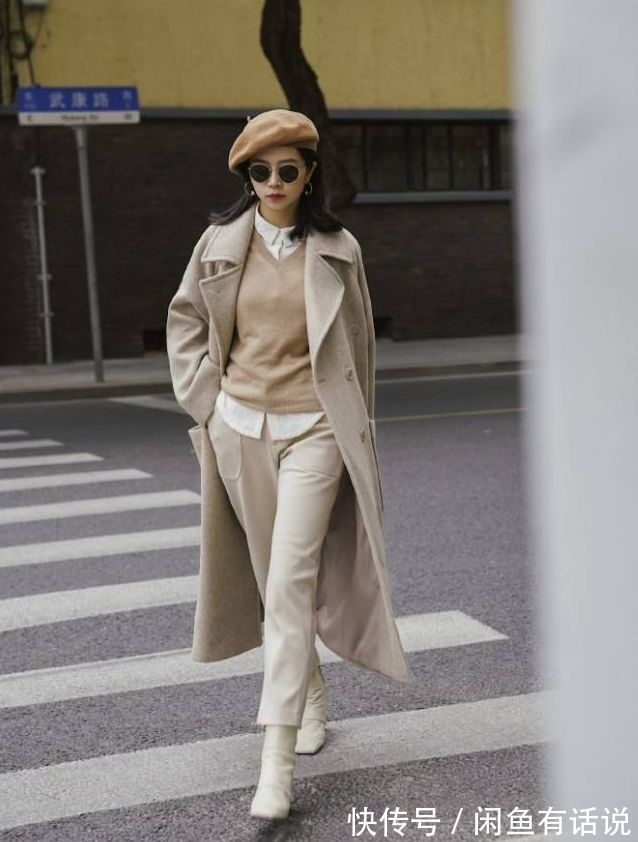 近色系|人到中年别穿得花花绿绿,学40岁博主这样穿,看着比同龄人显年轻