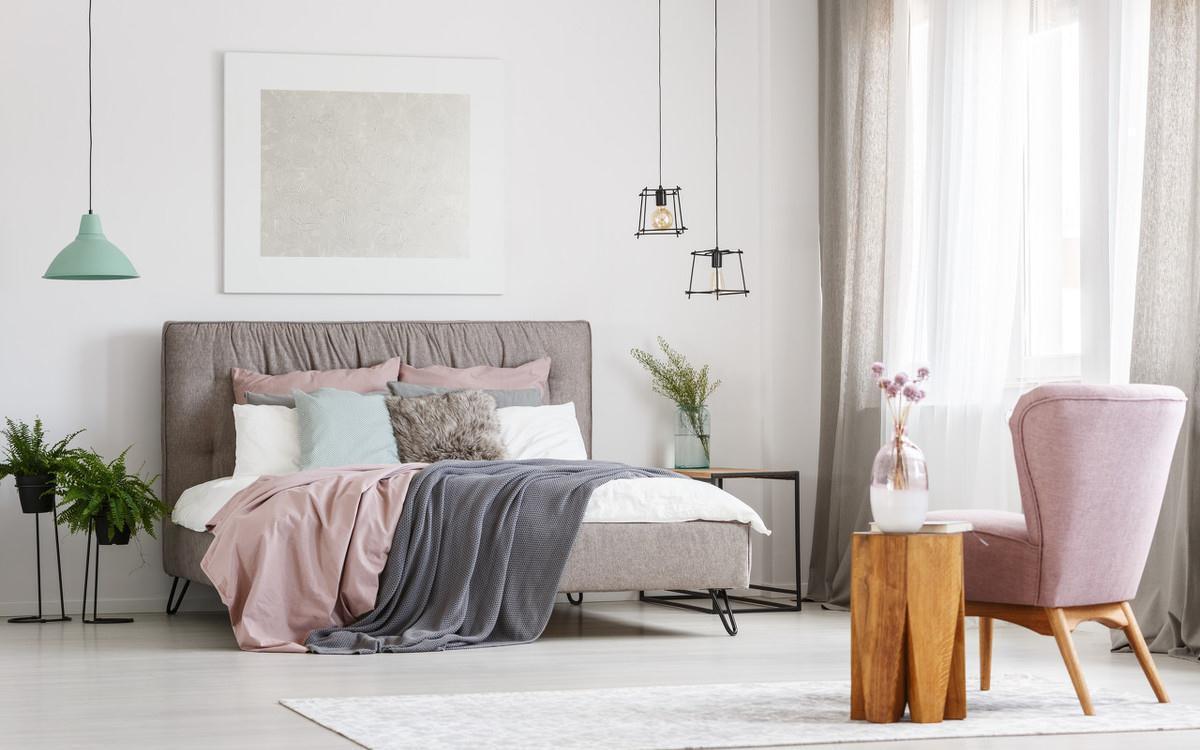 这些花都很香，但不能久闻更不能放在卧室