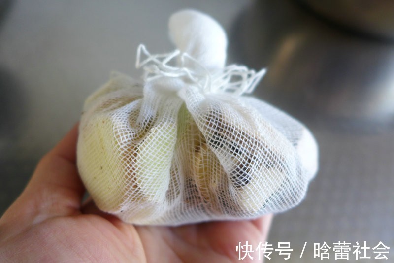 家常|红烧羊排的家常做法，下饭解馋，好吃到舔手指