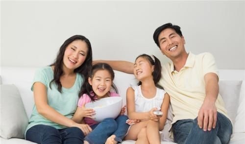 妈妈|妹妹把哥哥作业撕掉,随后哥哥的举动超暖心,网友:宝妈教子有方