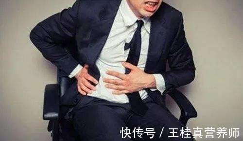 养肝护肝|身体出现2黄1痛,或是肝炎转癌的症状,医生:不可小觑