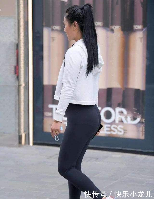 连衣裤 温柔有质感的打底裤穿搭,才能让造型显得优雅,更显质感