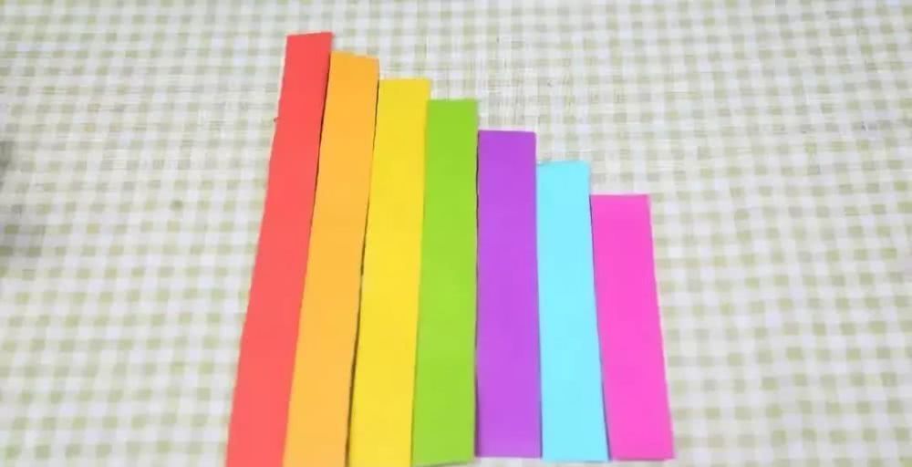 七色|和孩子一起制作七色彩虹挂件,挂在小房间,赏心悦目