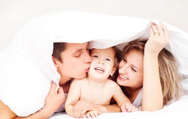 睡眠|宝宝一般会经历四个“睡眠倒退期”,教你三招,轻松助娃度过