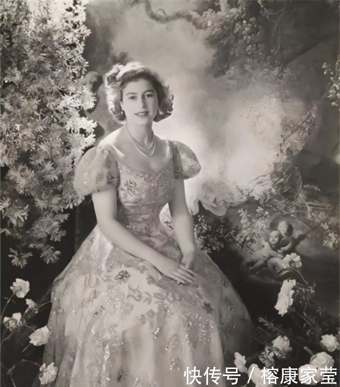 以德服人|以德服人！女王母亲王太后，辅佐两代君王，深受英国民众爱戴