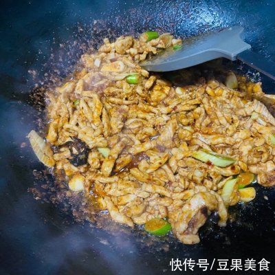  芝麻|原来做鱼香肉丝#太太乐鲜鸡汁芝麻香油#这么简单