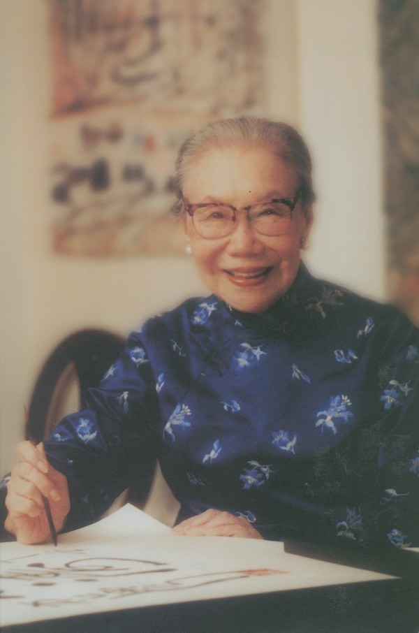 曼彻斯特$一人养八个孩子,一幅画换一套房,她奋斗一生,活到92岁淡泊离去