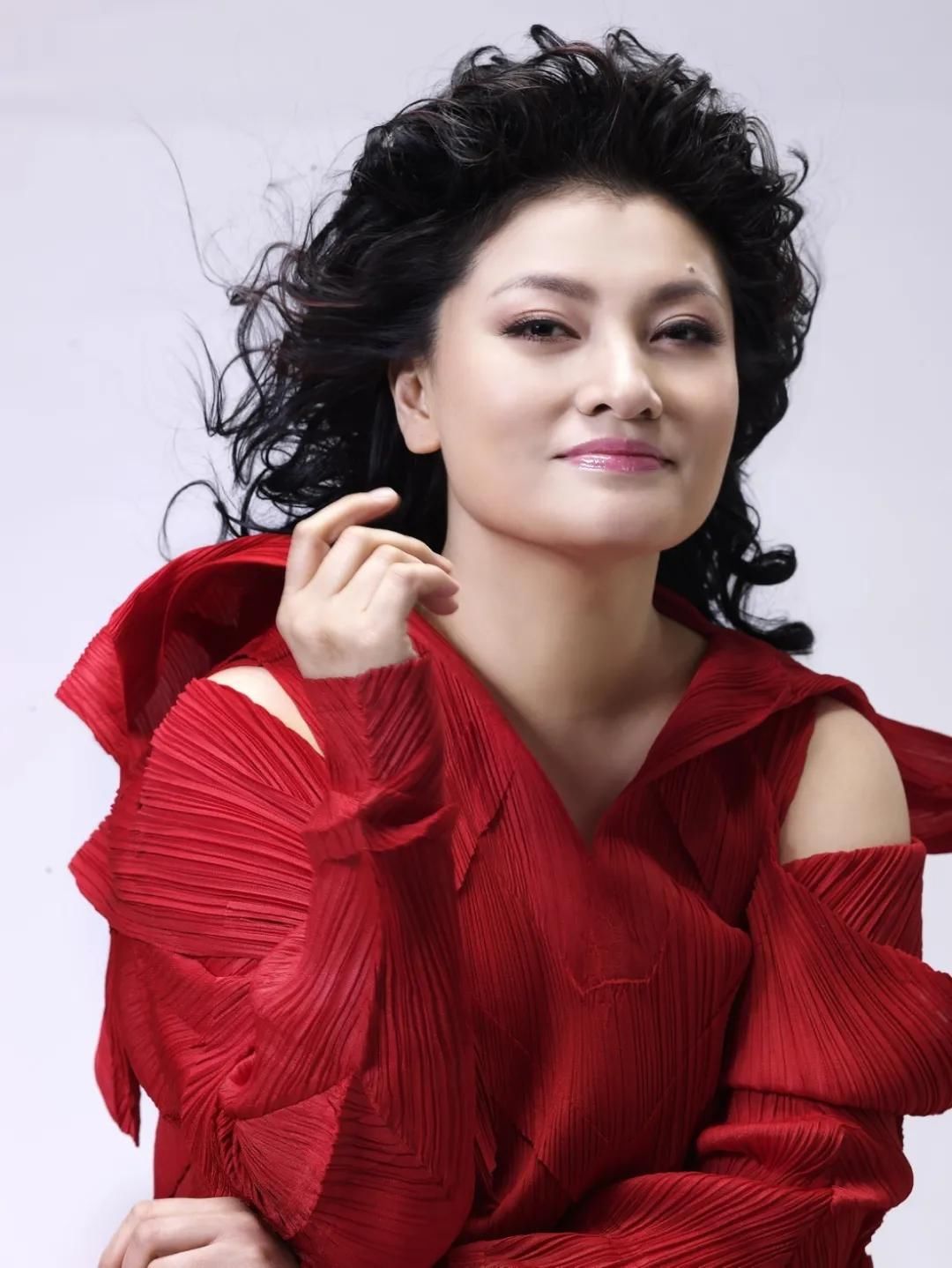  选自歌剧|青海大剧院&中央歌剧院，陪你度过2020最美好的一天