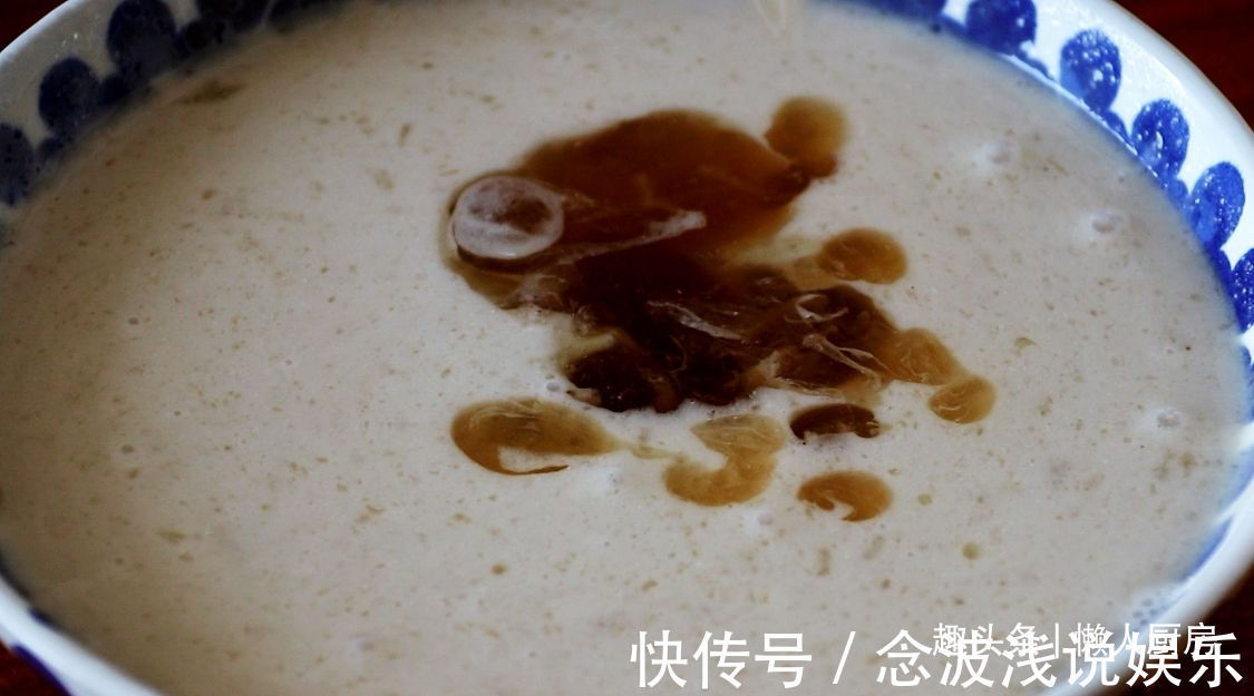 马蹄|这种马蹄糕卖3元多一斤，吃起来软软弹弹，里面脆脆的