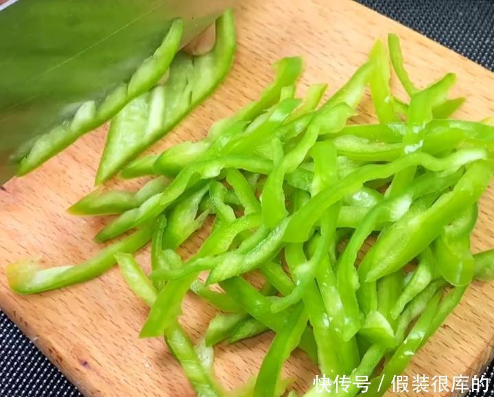 解锁一道家常菜,几分钟就上桌,口感鲜美,天天吃不够