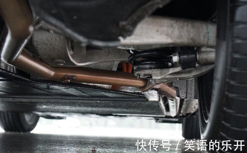 车辆|均衡/稳定/技术强场地试驾赛力斯华为智选SF5