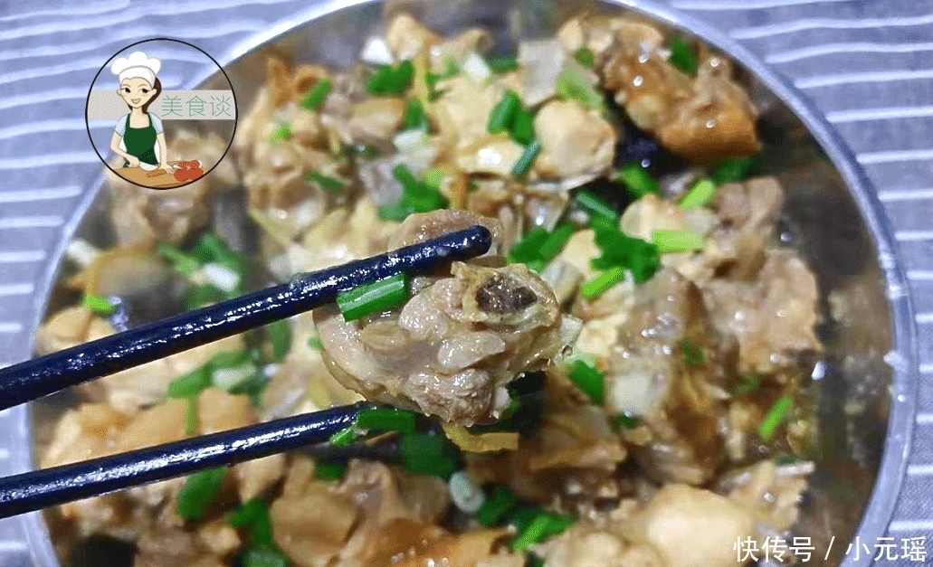 冷天最该吃的一个菜,简单一蒸就好,实在太鲜了,营养好吃不上火