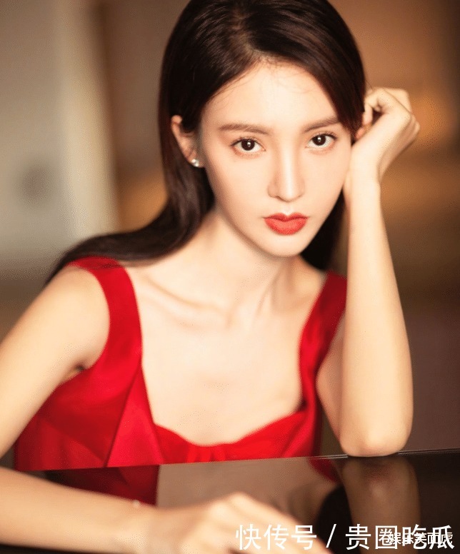 金晨在《女儿们的恋爱》中选择卡斯伯惨遭爸爸黑脸