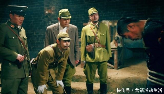 跑掉|此人躲藏山洞13年,黑熊见他都像见鬼一样跑掉,日军实在太可恶