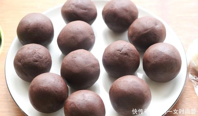 水油皮|外面一个要8块钱,自己在家做好吃无添加,咬一口酥得掉渣,太香