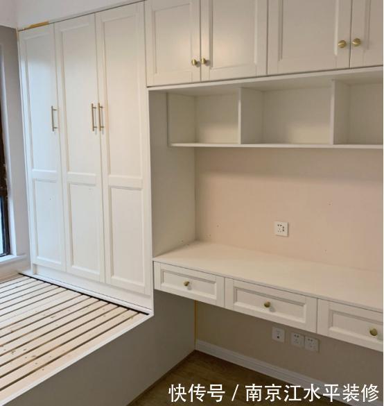 鸡肋|卧室装修做榻榻米好不好?鸡肋还是神器,为何很多人做了都后悔?