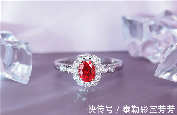 戒指|同样是红宝石戒指，价格竟如此悬殊！