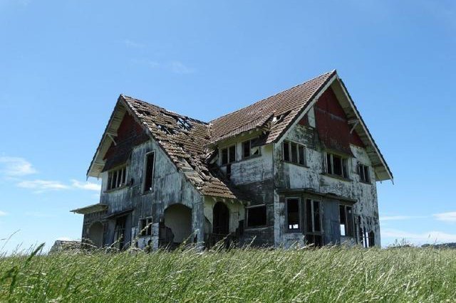 一线城市|该国3万套住宅被中国大妈买走,没有人居住,现全部成为“鬼屋”