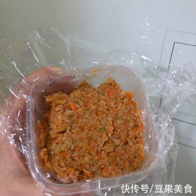  宠物食谱之牛肉蔬菜罐头