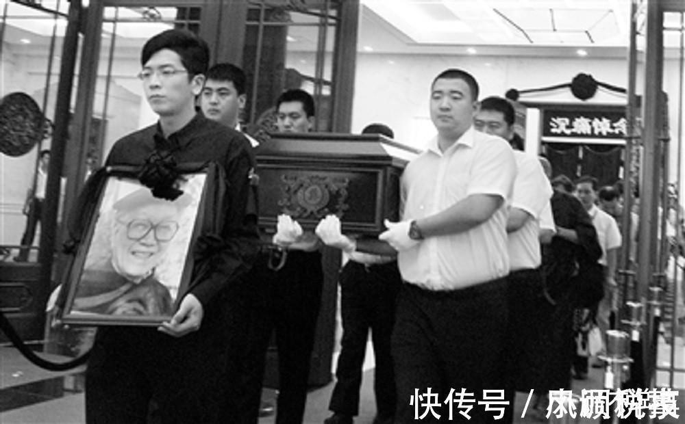 字画$著名画家许老留下21亿遗产,子女为瓜分遗产,将母亲告上法庭