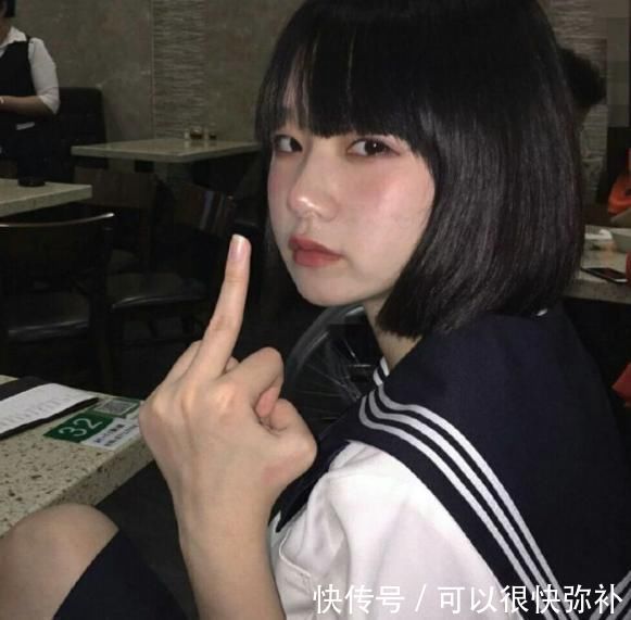 身边人 “初恋还在”的女孩子,八成喜欢留“这3发型”,难怪异性缘会归0