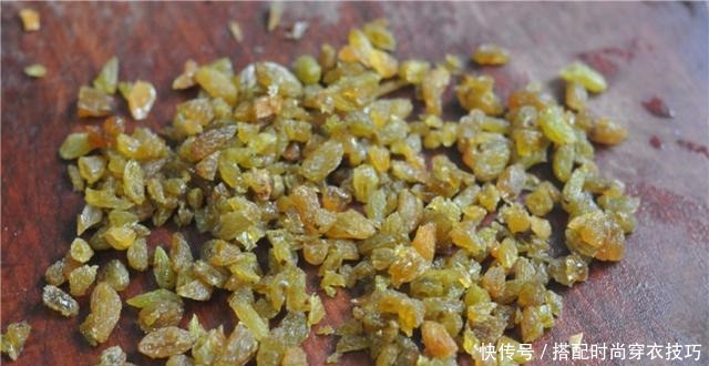  早餐|女人，别只会吃红枣啦！天冷多吃它，入锅一蒸，晶莹剔透香喷喷！