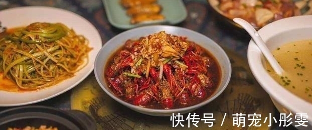 鱼肉|俗语“鱼不蒜，牛不韭，肉不姜”是啥意思？很多人理解错啦！