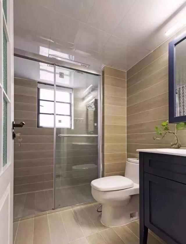 卫生间隔|卫生间就这样装非常漂亮,洗澡也方便,一天连洗三次都不过瘾