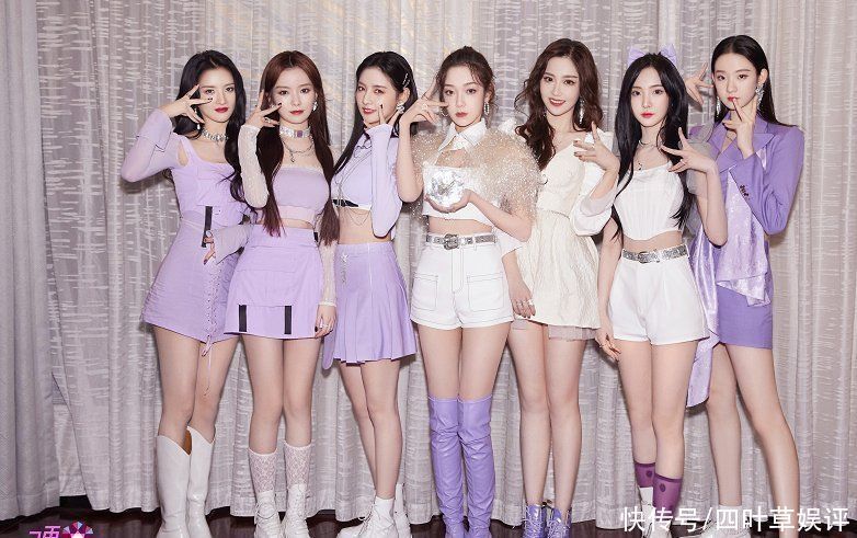 硬糖少女全是“筷子腿”,瞧见希林娜依·高造型,失却了腿长优势