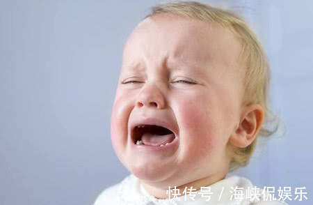 孩子|宝宝出现这些行为,都是在提醒妈妈我缺安全感了!六岁后难挽救