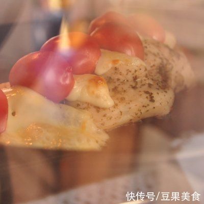 挑战赛|#安佳马苏里拉芝士挑战赛#番茄乳酪烤鸡胸