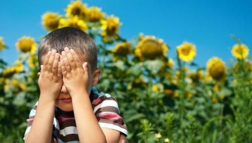 儿子|“宝宝你赢了,快出来”,宝妈和儿子玩捉迷藏,娃却再也找不到了