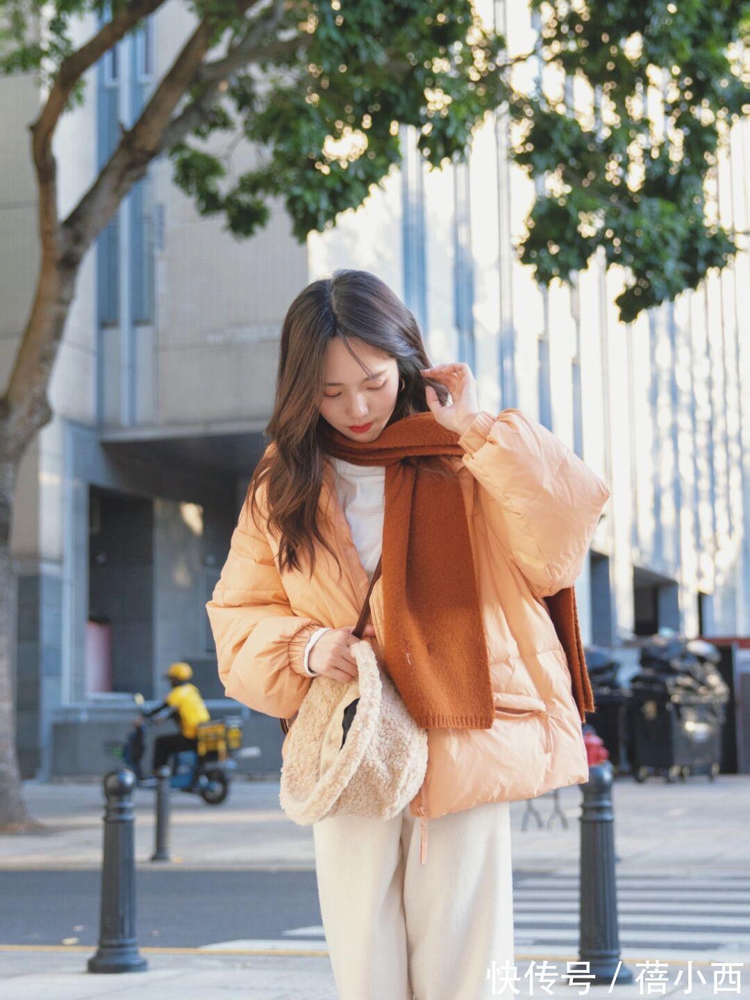 洋气|女人无论年纪多大,穿“羽绒服”都能时髦洋气,跟博主照穿就行