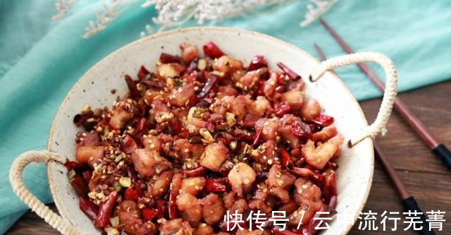 辣子鸡|家庭版辣子鸡丁,麻辣过瘾,低脂又解馋,好吃到舔手指!
