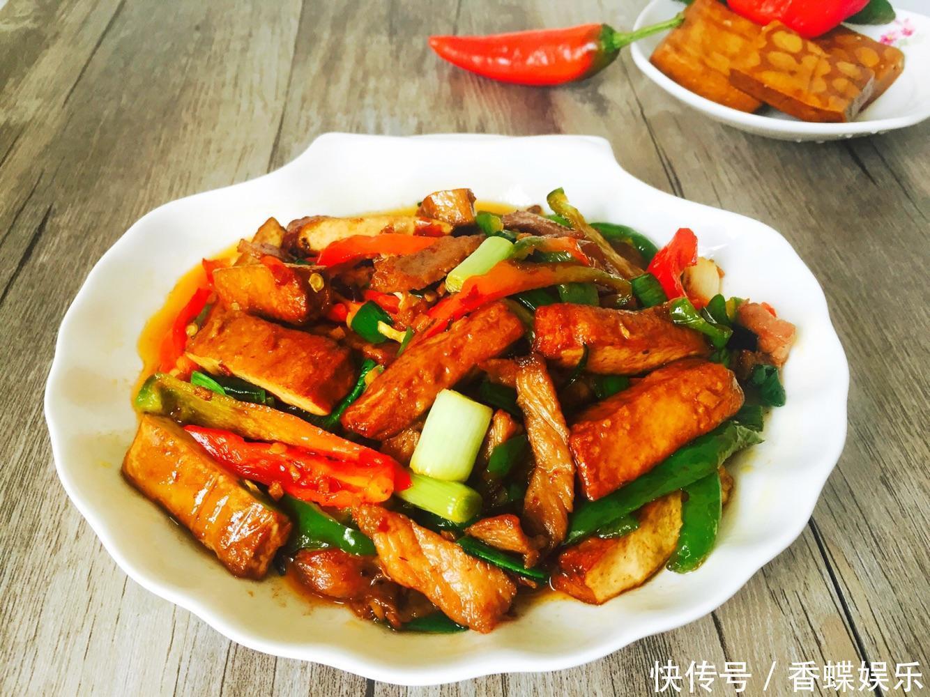 豆干炒肉,简单家常菜,随手一做10分钟吃饭,干香下饭