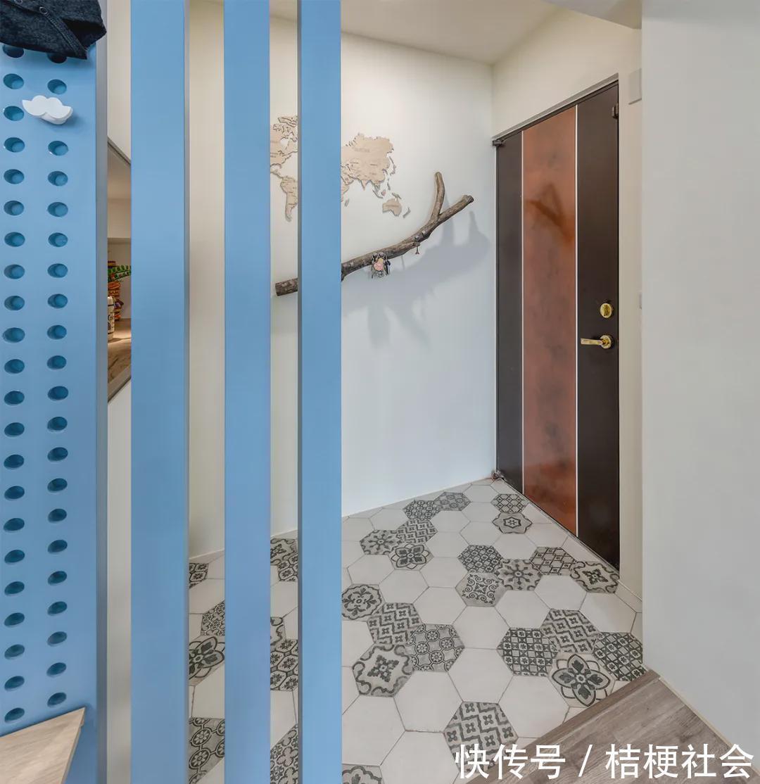 门把手|三口之家的73㎡，全屋坚持北欧混搭风，入户那叫一个清爽透亮