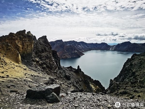 我的旅行|我的旅行 篇六：中秋的长白山，不仅有如镜般的天池，还有沉醉的秋景，五彩缤纷，如童话世界