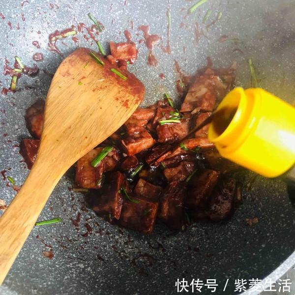 芋艿头|这“碱性食物”女人要常吃,嘴巴不臭,头发乌黑,皮肤也嫩了!