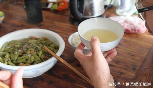 酒精|适度饮酒对健康有益医生坦言3种癌症与酒精有关,需重视