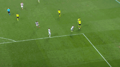 远射|达胡德外围远射贴地斩，皮球偏出球门