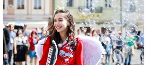 答案|Baby和跑男谁离不开谁？从她加盟其他综艺开始，就已经给出答案